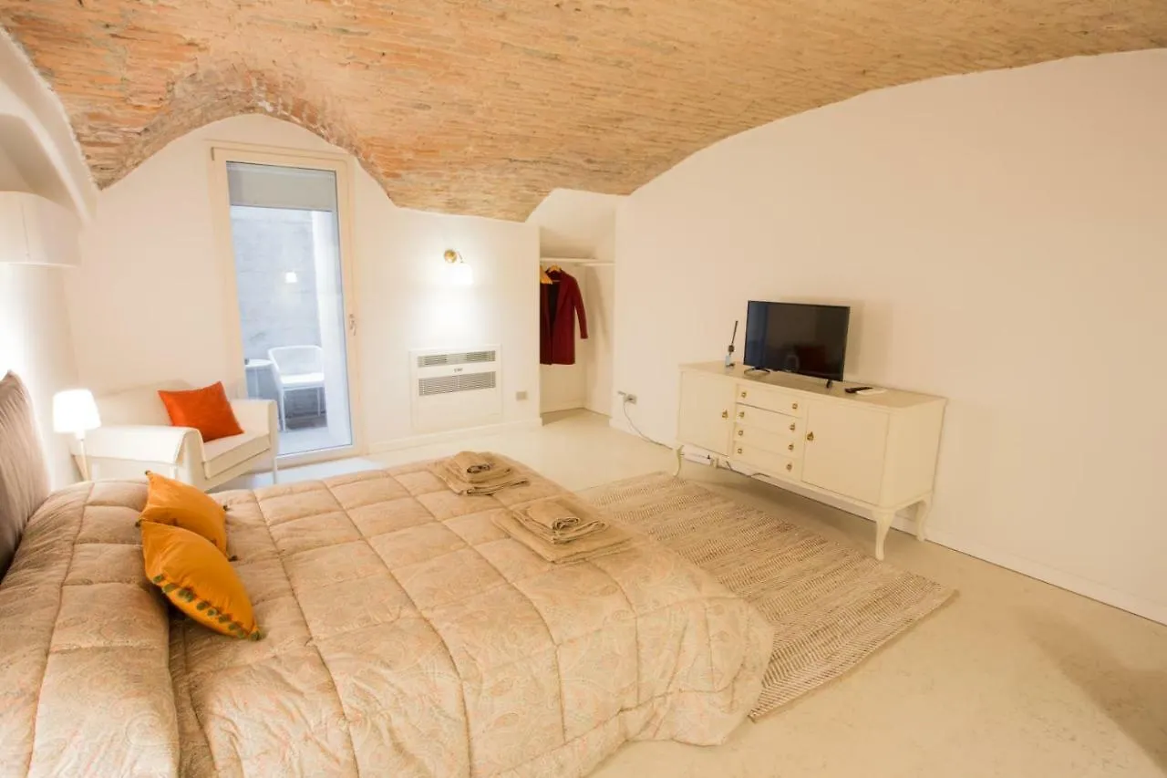 Nina'S Loft San Felice Appartement Bologna 0*,